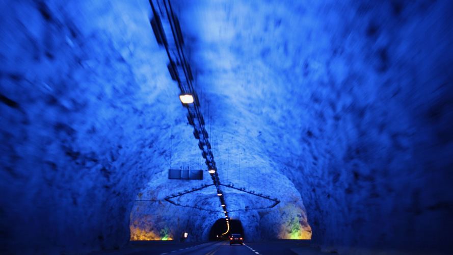 Tunnel.jpeg