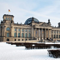 snowy-reichstag_4768900347_o.jpg