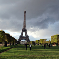 cloudy-eiffel_8093779026_o.jpg