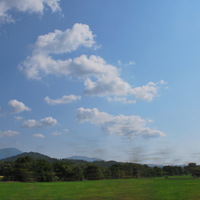 grassland-under-clouds_3814682688_o.jpg